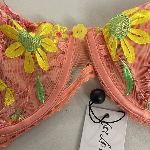 For Love and Lemons Peach Floral Bra (XL) and Thong (L) Set - Picture 2 of 3